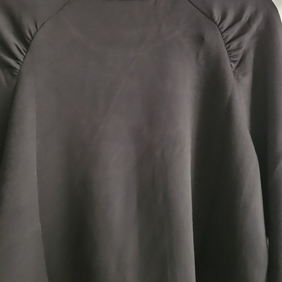 #21 Woman"s Black Active Sweater - Picture 4 of 4